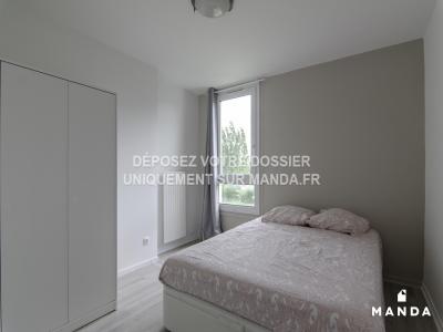Louer Appartement Guyancourt 605 euros