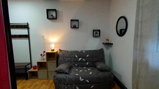For rent Pontaumur 1 room 18 m2 Puy de dome (63380) photo 0