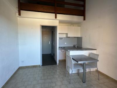 Louer Appartement  800 euros