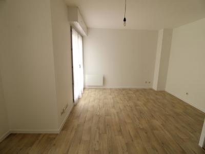 For rent Nantes 1 room 29 m2 Loire atlantique (44100) photo 0