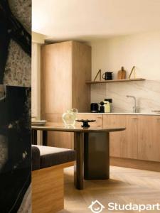 Annonce Location 2 pi�ces Appartement Paris-18eme-arrondissement 75