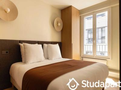 Louer Appartement 65 m2 Paris-18eme-arrondissement