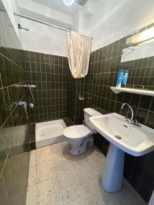 For sale CENTRE VILLE RIVE DROITE 144 m2 Gard (30240) photo 3