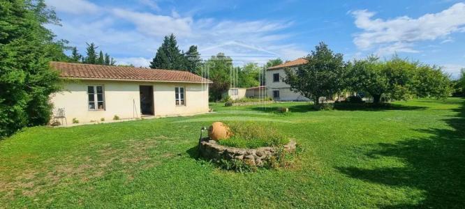 For sale 9 rooms 210 m2 Vaucluse (84700) photo 0