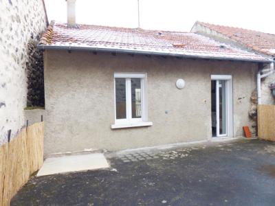 For rent Laussonne 4 rooms 67 m2 Haute loire (43150) photo 1
