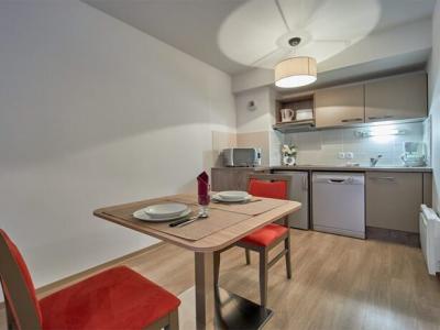 For sale Caen 2 rooms 43 m2 Calvados (14000) photo 4