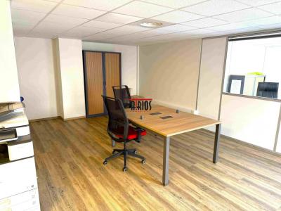 Louer Bureau 246 m2 Farlede