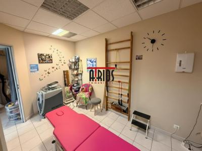 Acheter Bureau Hyeres 195000 euros