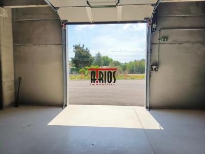 For rent Cuers 281 m2 Var (83390) photo 1