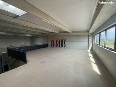 For rent Cuers 281 m2 Var (83390) photo 3