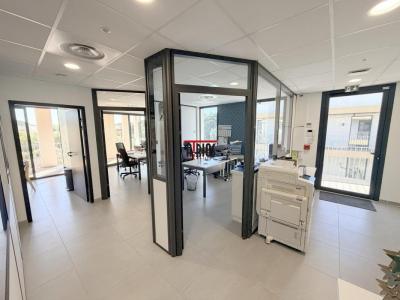 Annonce Location Bureau Crau 83