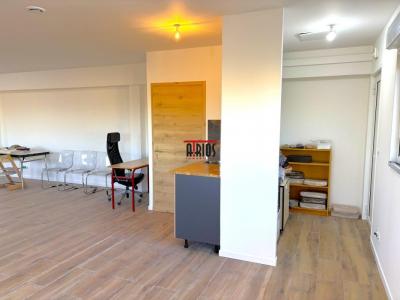 Annonce Location Bureau Crau 83