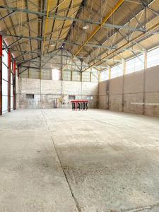 Acheter Commerce 3741 m2 Manosque