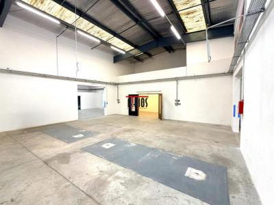 For rent Garde 640 m2 Var (83130) photo 4
