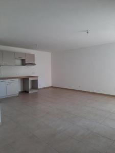 Louer Appartement Nivolas-vermelle 794 euros