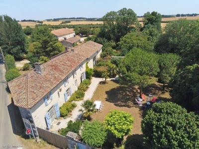 For sale Villefagnan 8 rooms 213 m2 Charente (16240) photo 2
