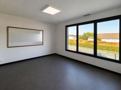 Louer Commerce 204 m2 Cavignac