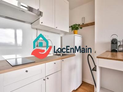 Louer Appartement Courbevoie 855 euros