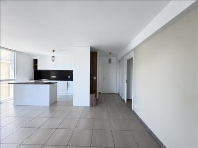 For rent Bordeaux 3 rooms 82 m2 Gironde (33100) photo 0