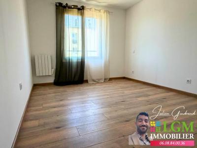 Acheter Appartement 69 m2 Nimes
