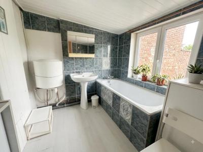 For sale Cateau-cambresis 5 rooms 90 m2 Nord (59360) photo 4