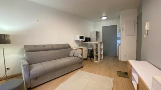 Louer Appartement 18 m2 Nimes