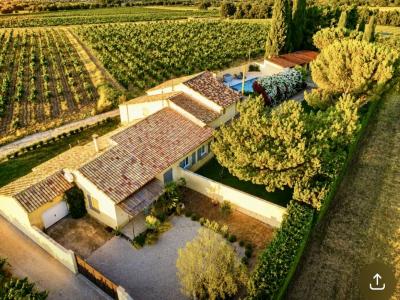 For sale CAMPAGNE 8 rooms 280 m2 Vaucluse (84190) photo 0
