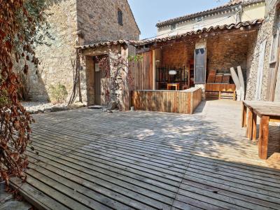 For sale 4 rooms 105 m2 Herault (34210) photo 1