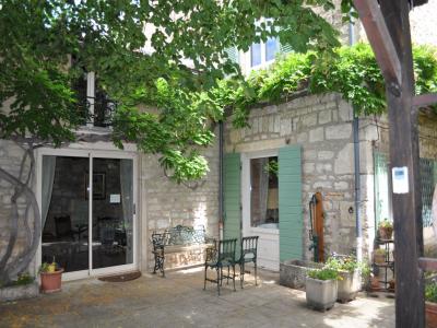 For sale CENTRE VILLAGE 8 rooms 242 m2 Rhone (69480) photo 0