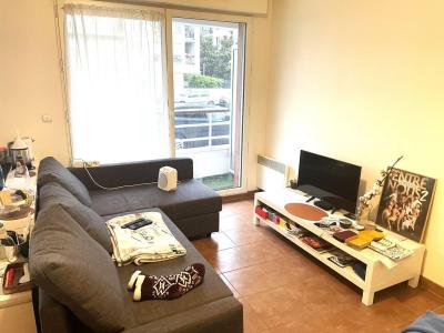 For rent 1 room 31 m2 Hauts de Seine (92130) photo 4