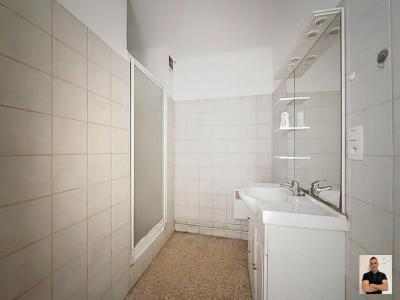 Acheter Immeuble Tarascon 300000 euros