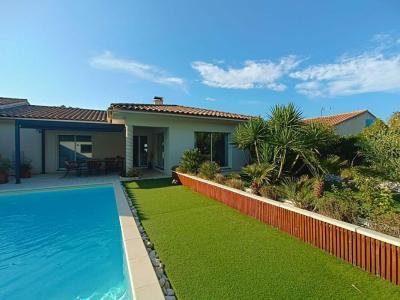 For sale Saint-chamas 5 rooms 125 m2 Bouches du Rhone (13250) photo 0