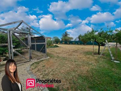 For sale Renaison 950 m2 Loire (42370) photo 3