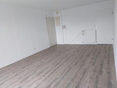 For sale Saint-herblain 3 rooms 68 m2 Loire atlantique (44800) photo 2