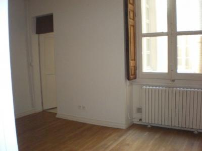 Louer Appartement 75 m2 Lyon-2eme-arrondissement
