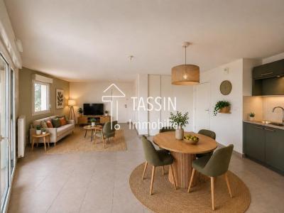 For sale Tassin-la-demi-lune 3 rooms 69 m2 Rhone (69160) photo 1