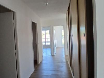 For sale Marseille-11eme-arrondissement 3 rooms 68 m2 Bouches du Rhone (13011) photo 3
