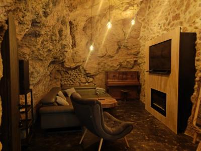 For sale Tourtour 4 rooms 117 m2 Var (83690) photo 2