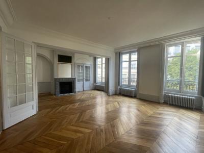For rent Lyon-1er-arrondissement 3 rooms 122 m2 Rhone (69001) photo 0