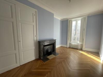 Louer Appartement 122 m2 Lyon-1er-arrondissement