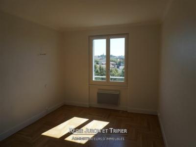 Louer Appartement 83 m2 Lyon-3eme-arrondissement