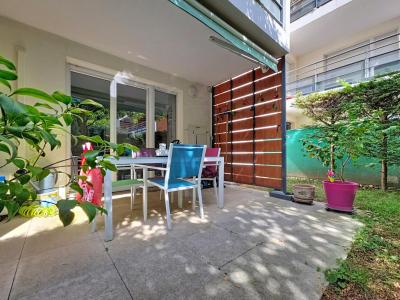 For sale Saint-priest 4 rooms 88 m2 Rhone (69800) photo 2