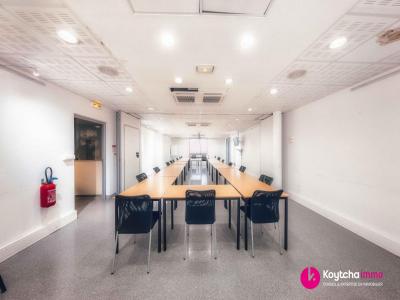 Louer Bureau 1301 m2 Sainte-marie