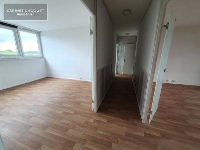 Louer Appartement Croix 1068 euros