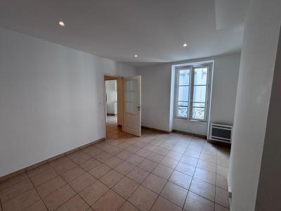 For rent Marseille-1er-arrondissement 2 rooms 55 m2 Bouches du Rhone (13001) photo 0