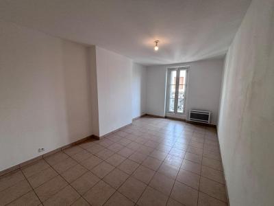 For rent Marseille-1er-arrondissement 2 rooms 55 m2 Bouches du Rhone (13001) photo 1