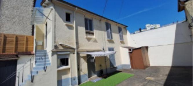For rent Asnieres-sur-seine 2 rooms 24 m2 Hauts de Seine (92600) photo 1