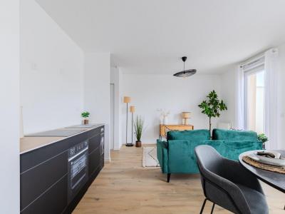For sale Blanquefort 5 rooms 94 m2 Gironde (33290) photo 2