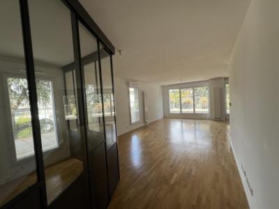 For rent Nantes 4 rooms 98 m2 Loire atlantique (44200) photo 4