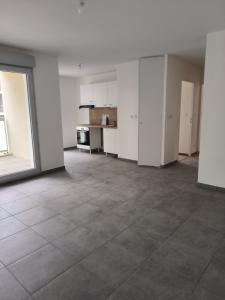 For rent Villefranche-sur-saone 3 rooms 61 m2 Rhone (69400) photo 3